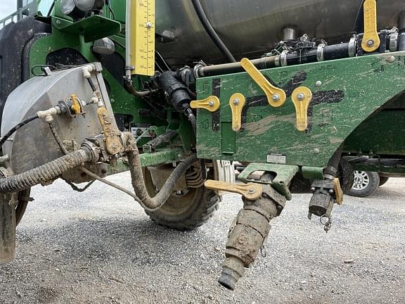 Image of John Deere R4044 equipment image 3