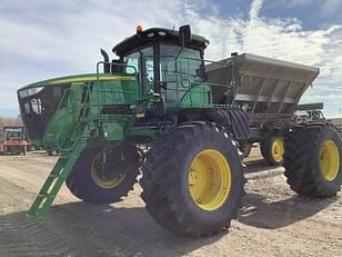 Main image John Deere R4044 4