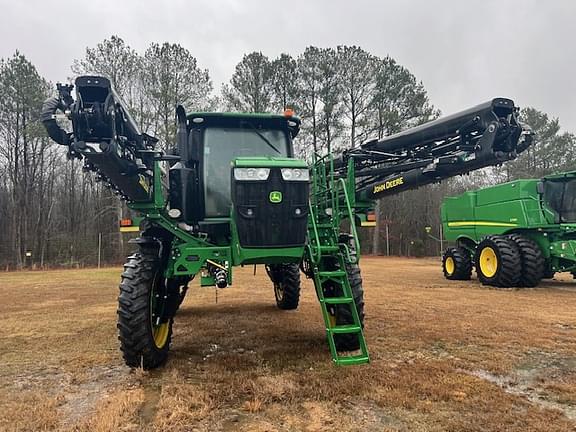 Image of John Deere R4044 equipment image 2