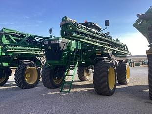 2019 John Deere R4044 Equipment Image0