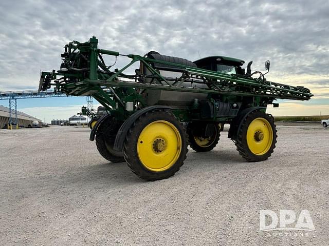 Image of John Deere R4044 equipment image 4