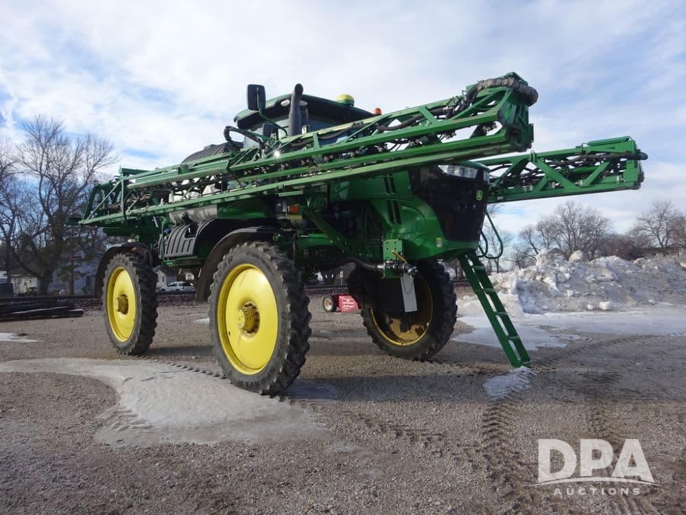 Image of John Deere R4044 Primary image