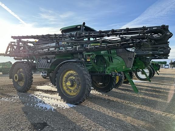 Image of John Deere R4045 equipment image 2