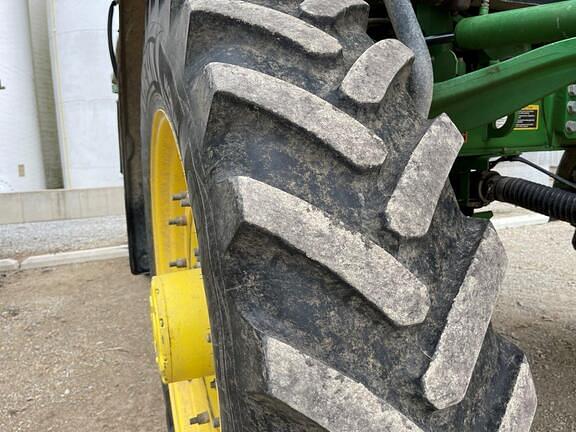 Image of John Deere R4045 equipment image 3