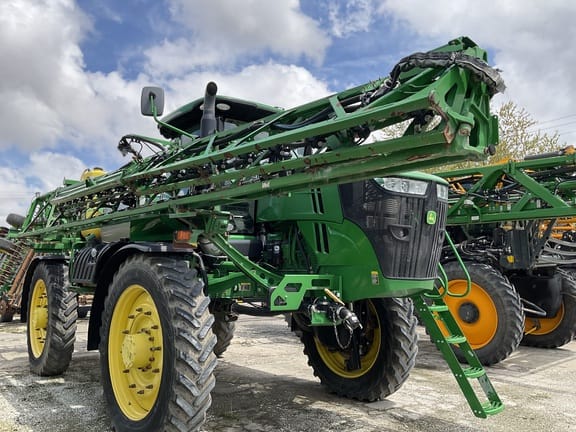 Main image John Deere R4045