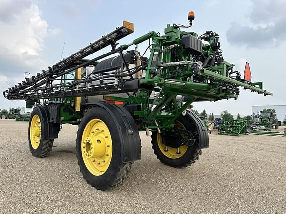 Image of John Deere R4045 equipment image 4