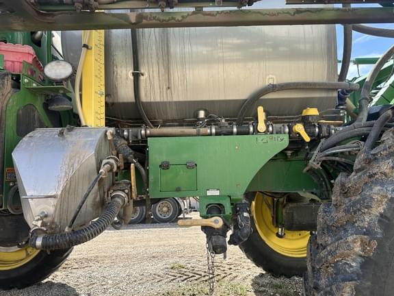 Image of John Deere R4045 equipment image 2