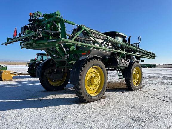 Image of John Deere R4045 equipment image 4