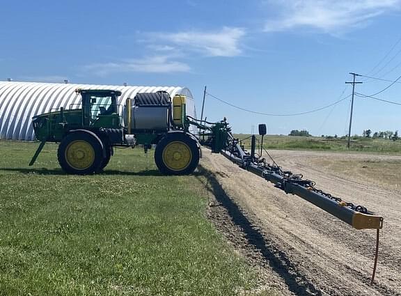 Image of John Deere R4045 equipment image 2