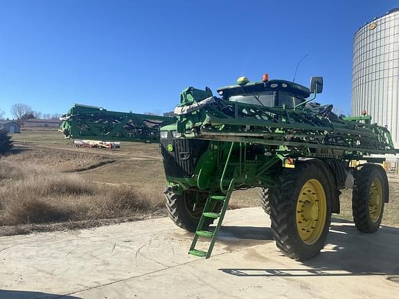 Image of John Deere R4045 equipment image 3