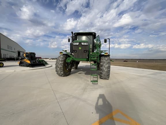 Image of John Deere R4045 equipment image 1