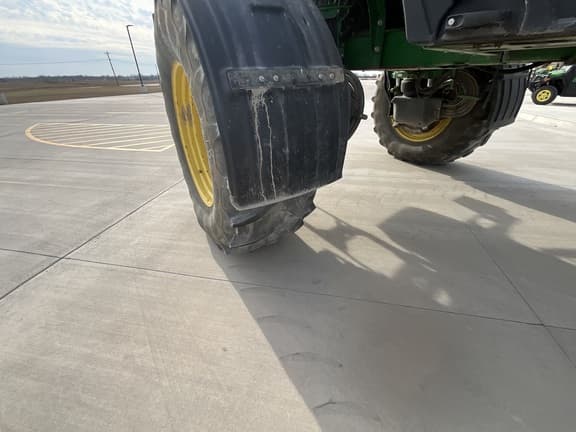 Image of John Deere R4045 equipment image 4