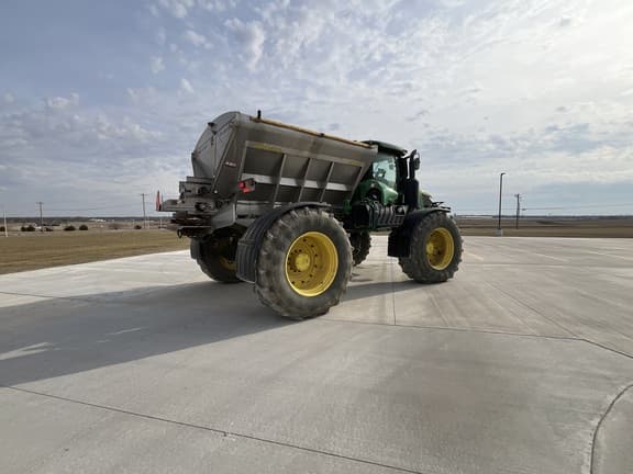 Image of John Deere R4045 equipment image 4