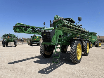Main image John Deere R4045