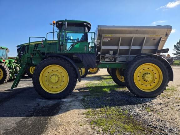 Image of John Deere R4045 equipment image 2
