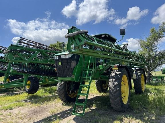 Main image John Deere R4045