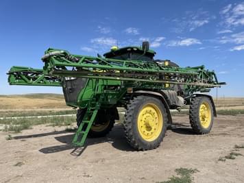 Main image John Deere R4045
