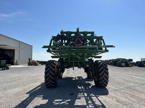 Image of John Deere R4045 equipment image 4