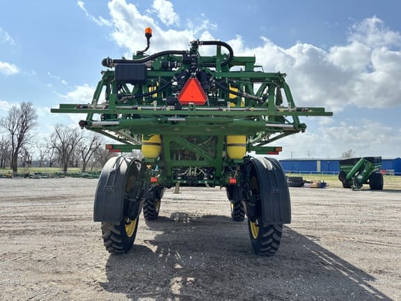 Image of John Deere R4045 equipment image 3