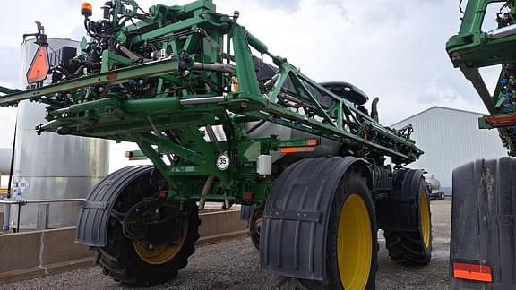 Image of John Deere R4045 equipment image 4