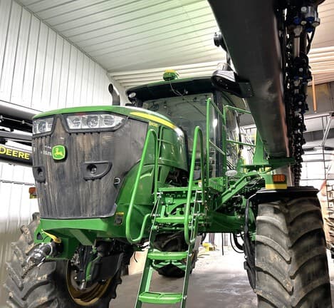 Image of John Deere R4045 Primary image