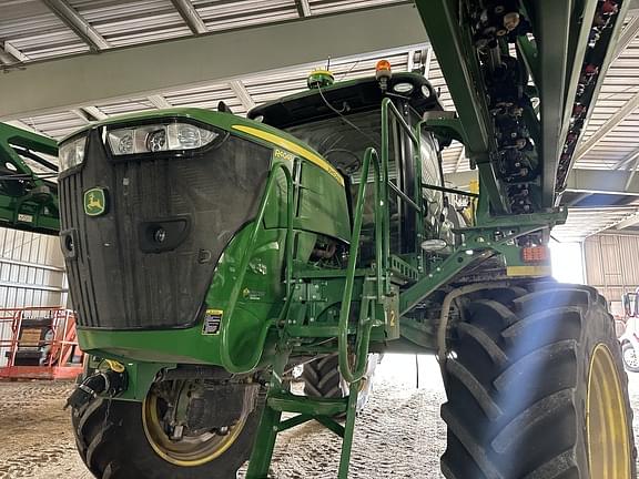 Image of John Deere R4045 equipment image 2