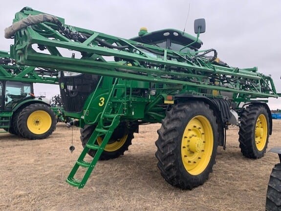Main image John Deere R4045