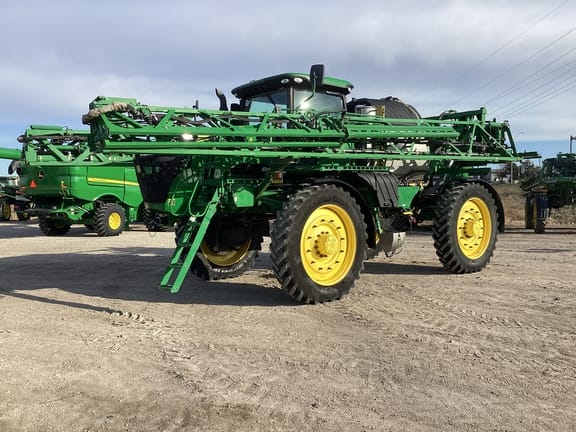 Main image John Deere R4045