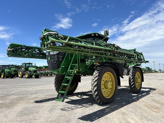 Main image John Deere R4045