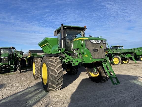 Image of John Deere R4045 equipment image 3