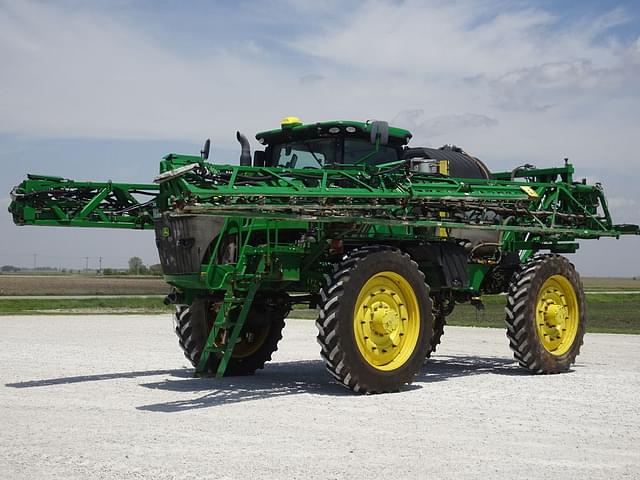 Image of John Deere R4045 equipment image 4