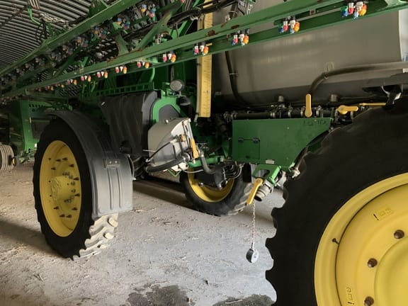 2019 John Deere R4045 Equipment Image0