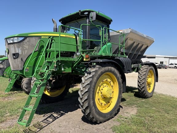 2019 John Deere R4045 Equipment Image0