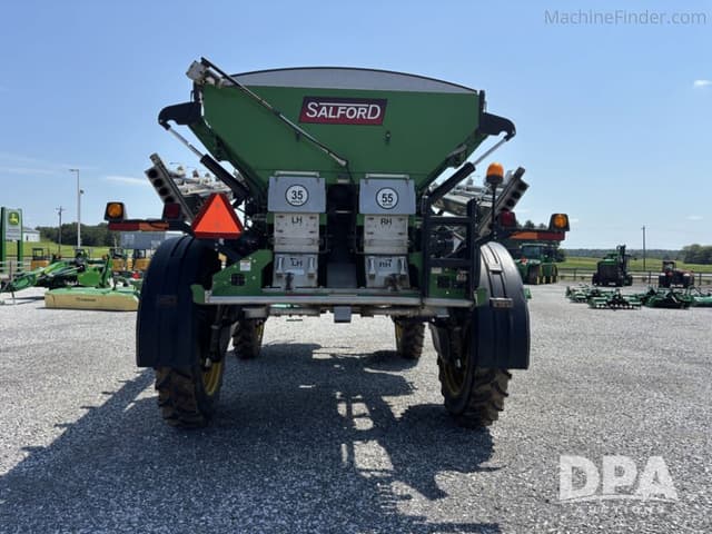 Image of John Deere R4045 equipment image 3