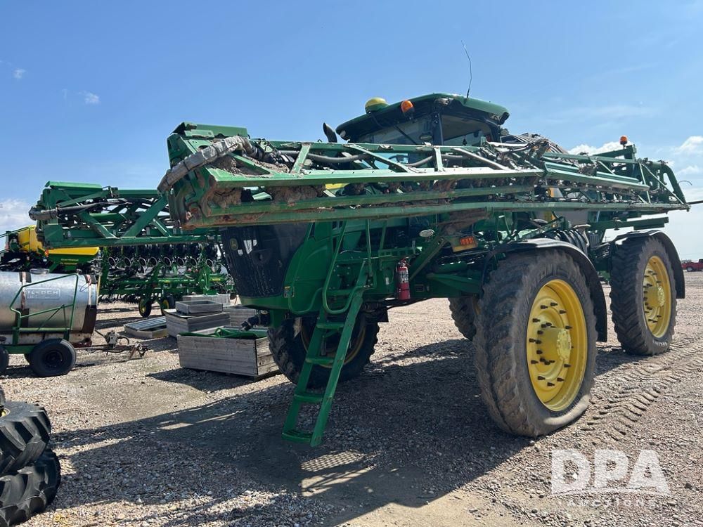 2019 John Deere R4045 Equipment Image0