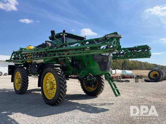 Image of John Deere R4045 equipment image 4