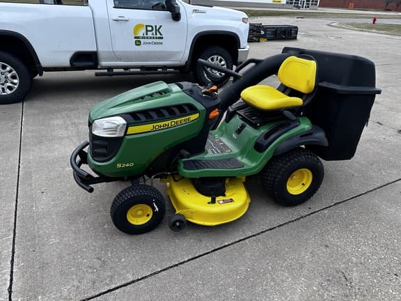 Image of John Deere S240 Primary image