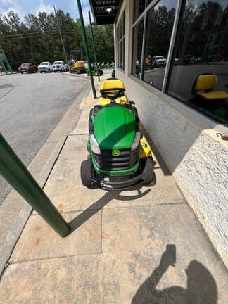 Image of John Deere S240 equipment image 2