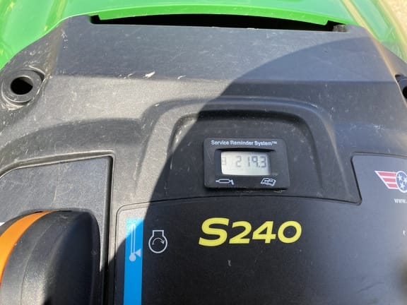 2019 John Deere S240 Equipment Image0