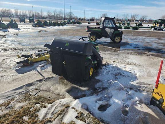 Image of John Deere S240 equipment image 4