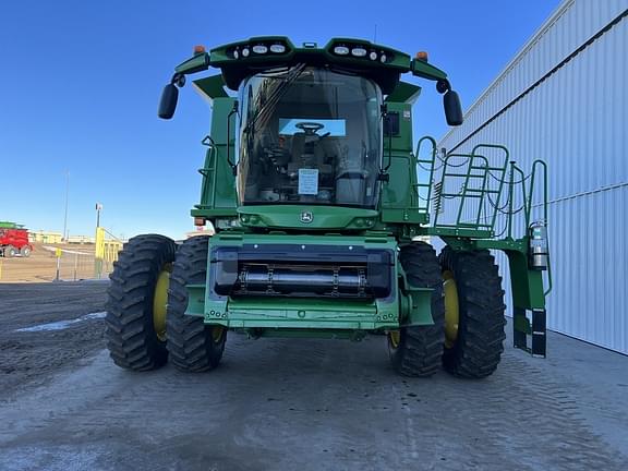 Main image John Deere S760 3