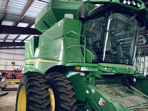 2019 John Deere S760 Equipment Image0