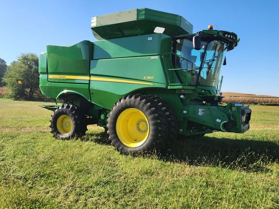 2019 John Deere S760 Image