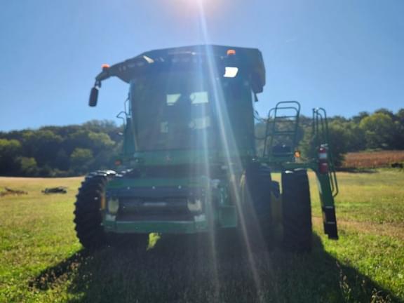 Image of John Deere S760 equipment image 4