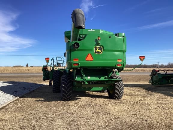 Image of John Deere S760 equipment image 4