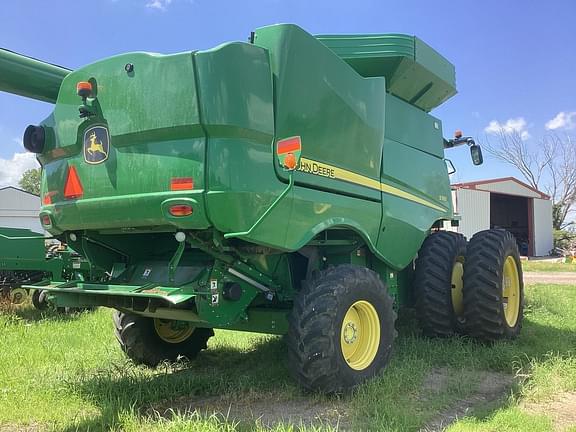 Image of John Deere S760 equipment image 4