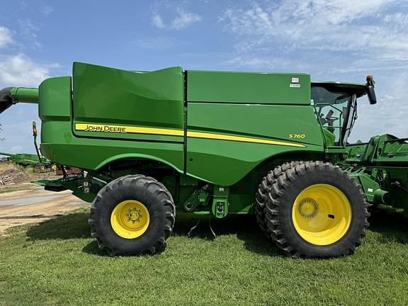 Image of John Deere S760 Primary image