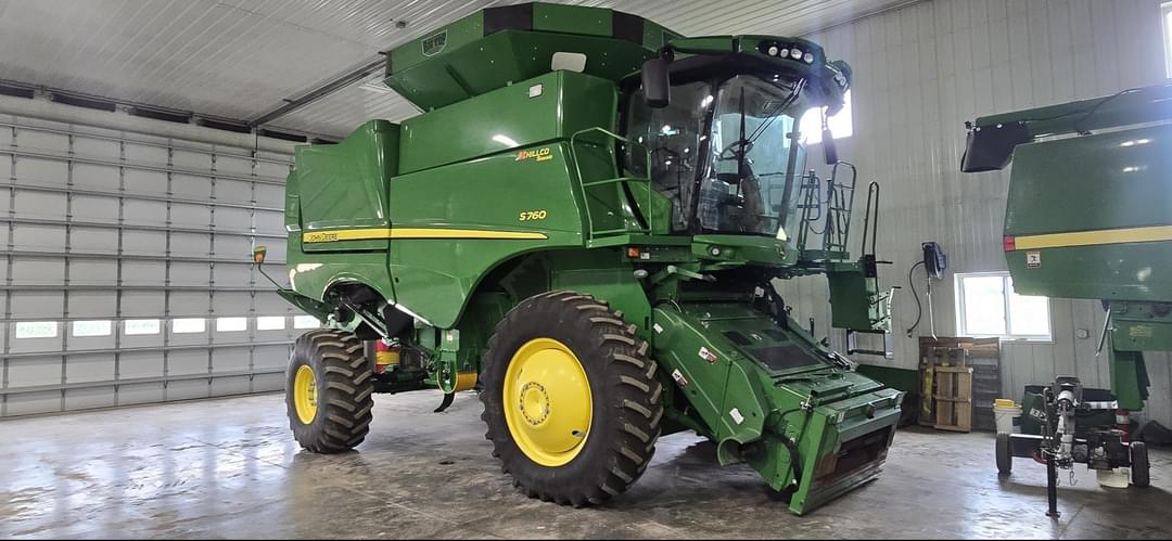 Image of John Deere S760 Primary image