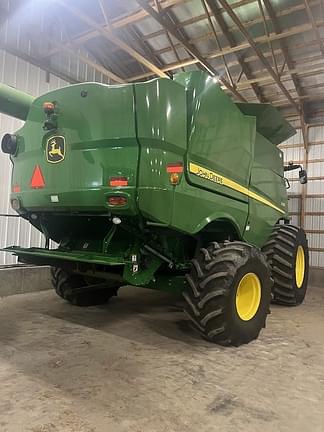 Image of John Deere S760 Image 1