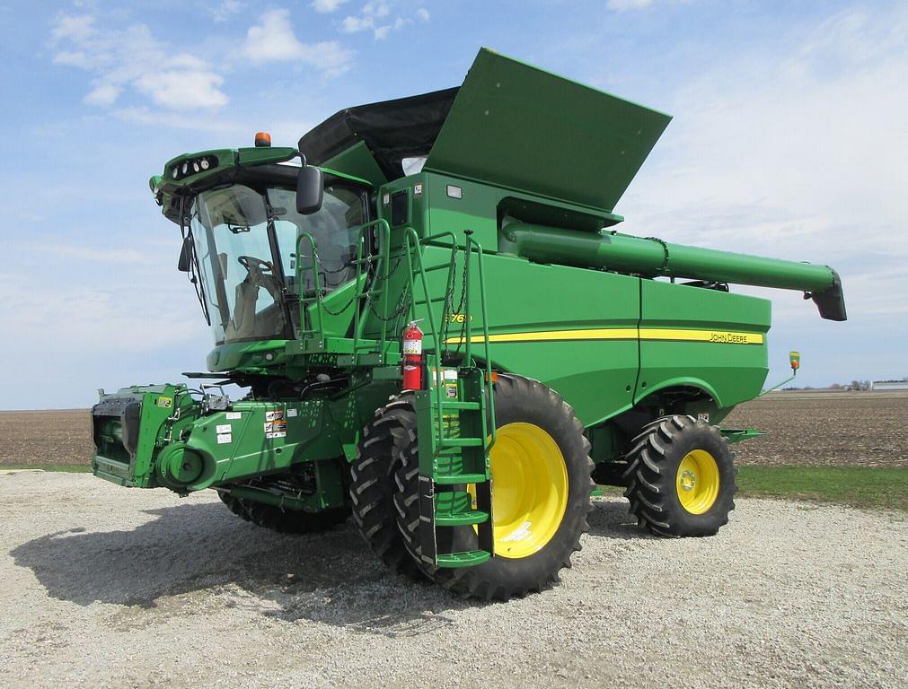 Image of John Deere S760 Primary image